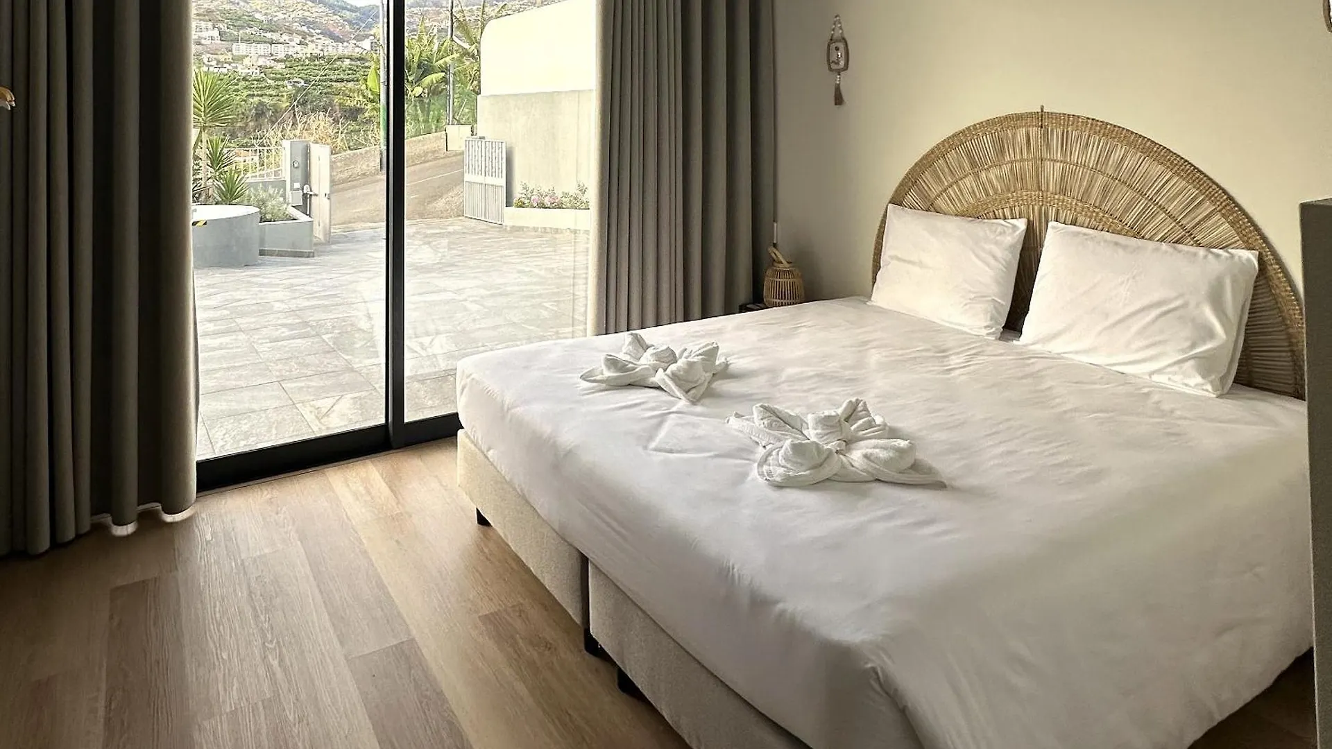 Oasis Suites - Funchal Apartment